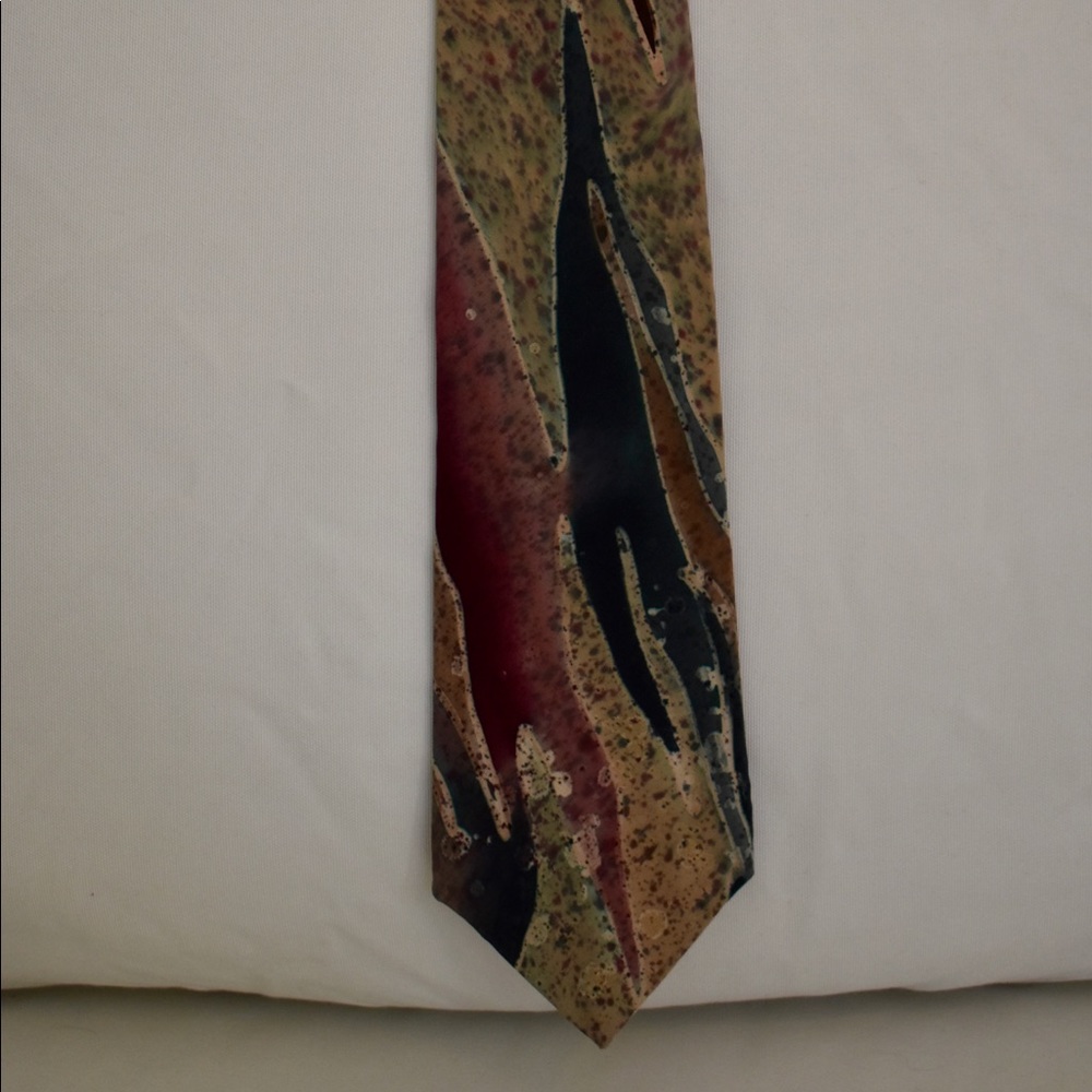 Men’s silk tie